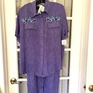 C.M. Shapes Two-Piece Pant Set - NWT - Size Large